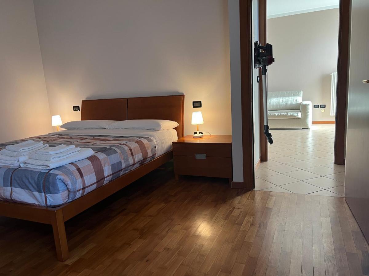 La Roggia Apartment Тиене Екстериор снимка